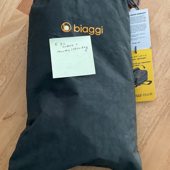 Biaggi Zipsak FIVE (5) X-LARGE Packing ZipCubes w/Laundry/Shoe Bag NWT - Picture 6 of 8